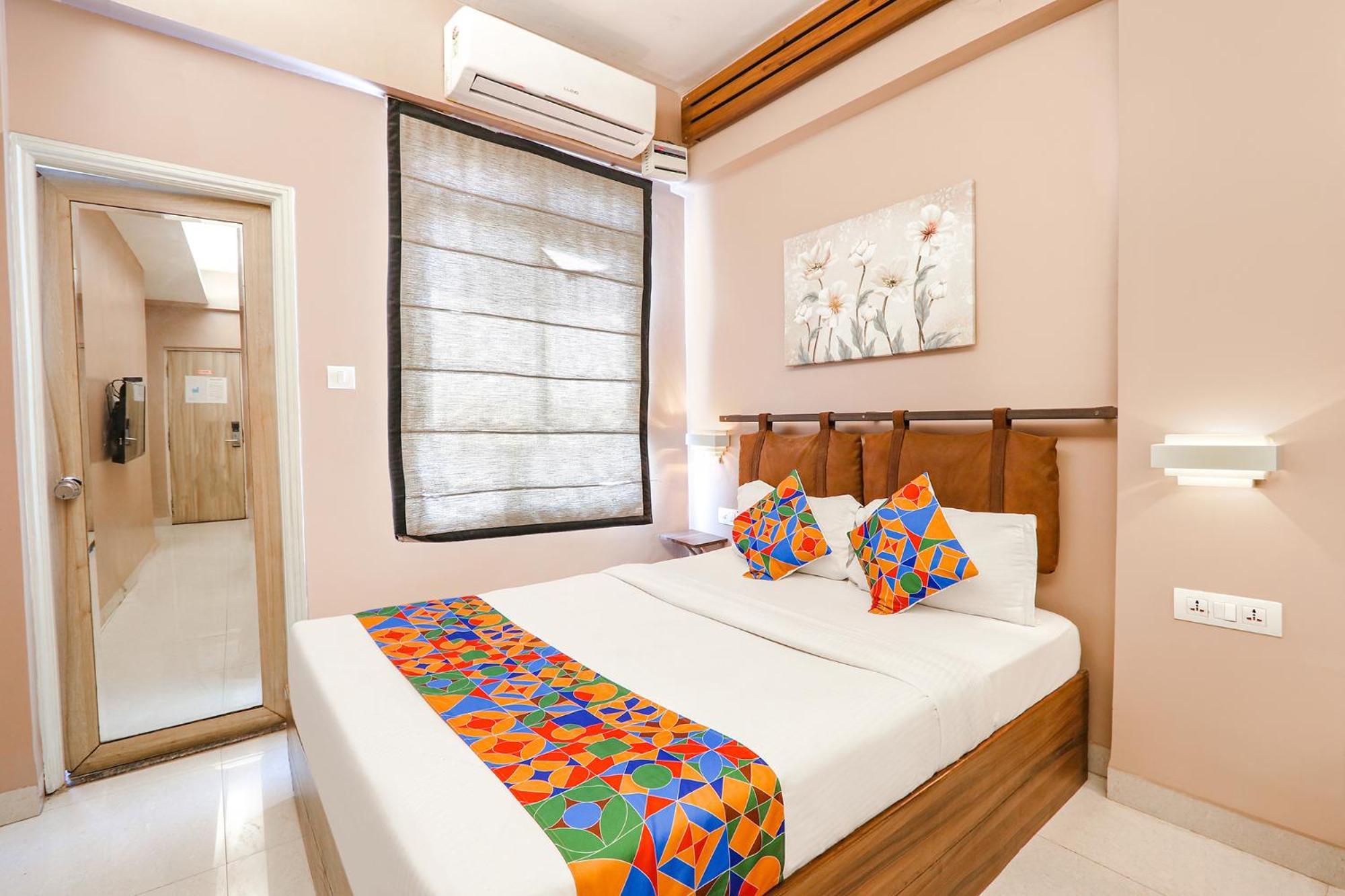 Hotel Fabhotel Arastu Plaza - Nr Nampally Railway Station